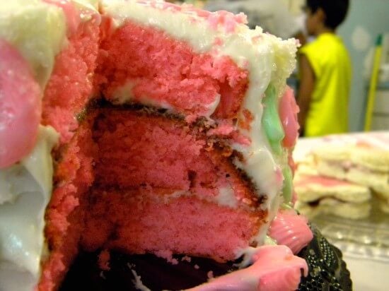 triple layer pink velvet cake