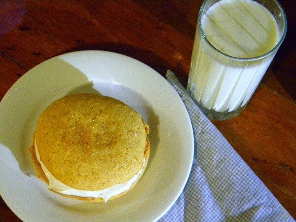 peanut butter whoopie pie