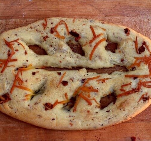 smoky cheese and bacon fougasse|restlesschipotle.com