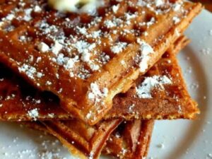 homemade cornmeal buttermilk waffles|restlesschipotle.com