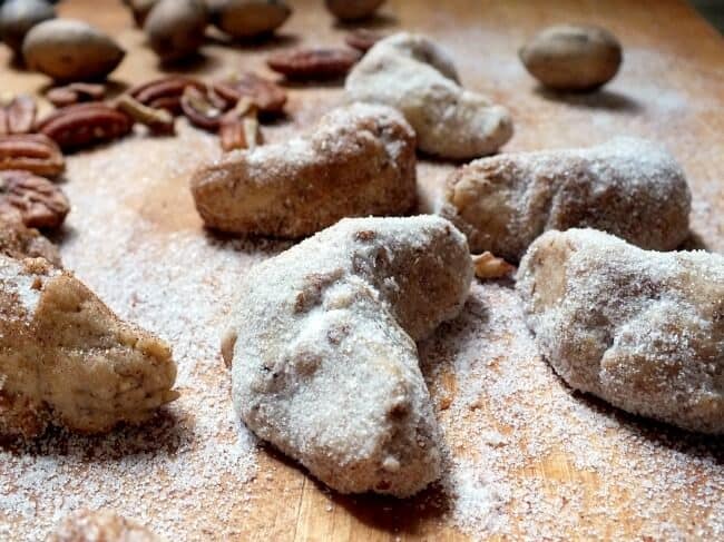 maple pecan sandies