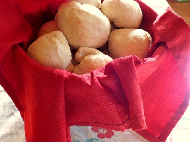 A basket of dinner rolls.