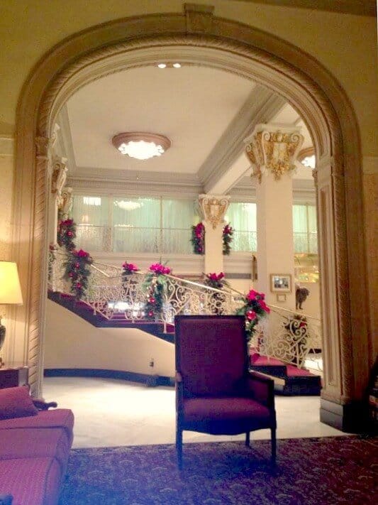 A nook at the historic St Anthony hotel in San Antonio where I worked on this article -restlesschipotle.com