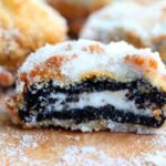 Deep fried oreos are easy to make and really kind of addictive. restlesschipotle.com