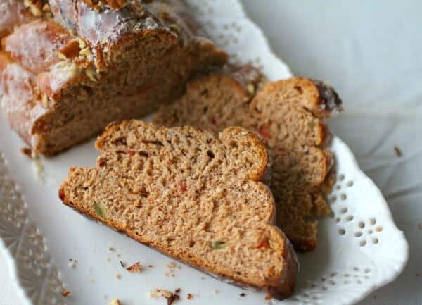 This Viennese Christmas bread recipe is full of flavor -- a unique yeast bread and a fabulous gift for the holidays. From Restlesschipotle.com