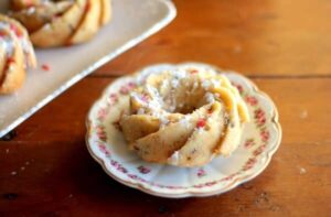 Banana baked donuts with chocolate chips make a healthy breakfast. From RestlessChipotle.com