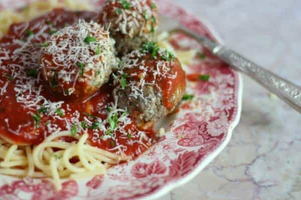 Homemade Italian meatballs are fantaastic! From restlesschipotle.com