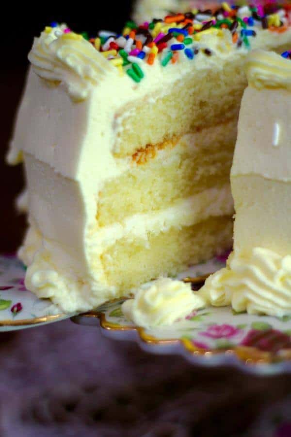 Look how perfect this lemon layer cake looks! From RestlessChipotle.com