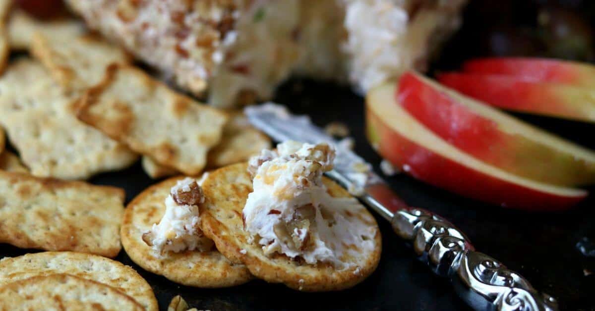 Apple Cheddar Cheese Ball Easy Holiday Appetizers Restless Chipotle
