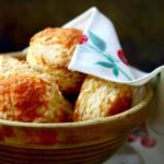 Quick and easy cheddar cheese biscuits are fluffy and addictive! From restlesschipotle.com