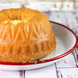 Old Fashioned Buttermilk Pound Cake Recipe from Scratch