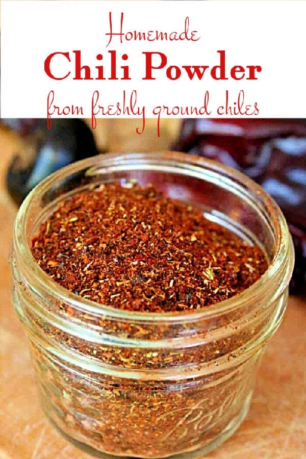Jar of homemade chili powder with title text overlay.
