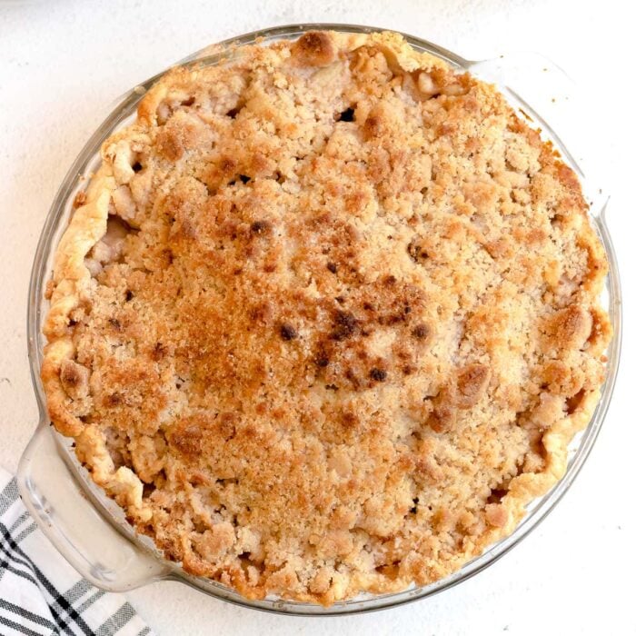 Overhead view close up of the streusel topping.