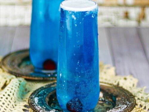 Midnight Kiss Champagne Cocktail Recipe for New Years - Restless