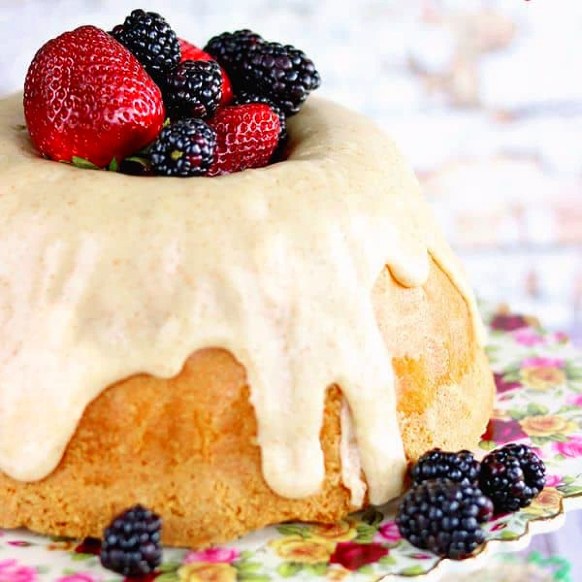 Buttermilk pound cake with berries