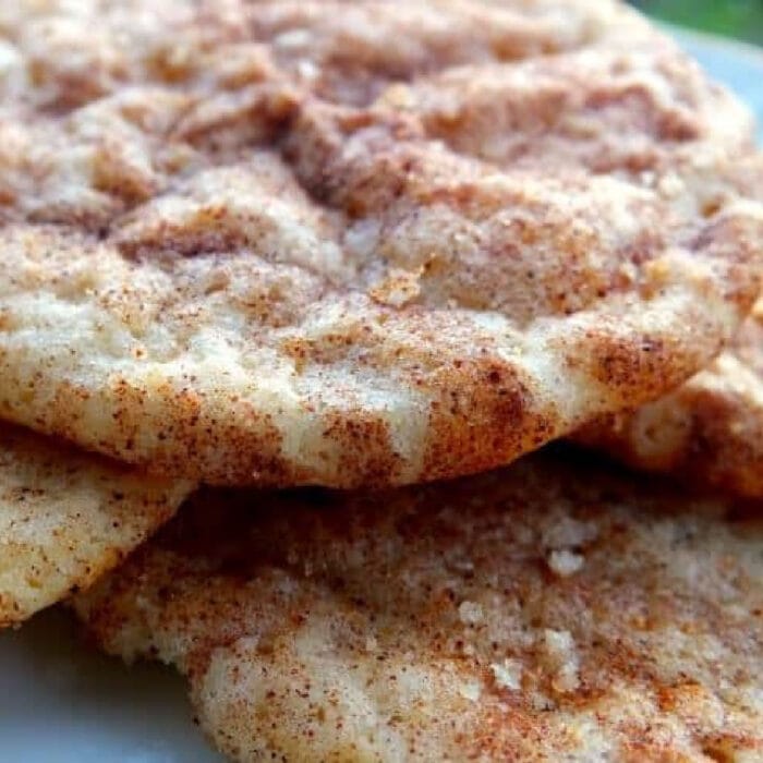 Close up of snickerdoodles cookies.