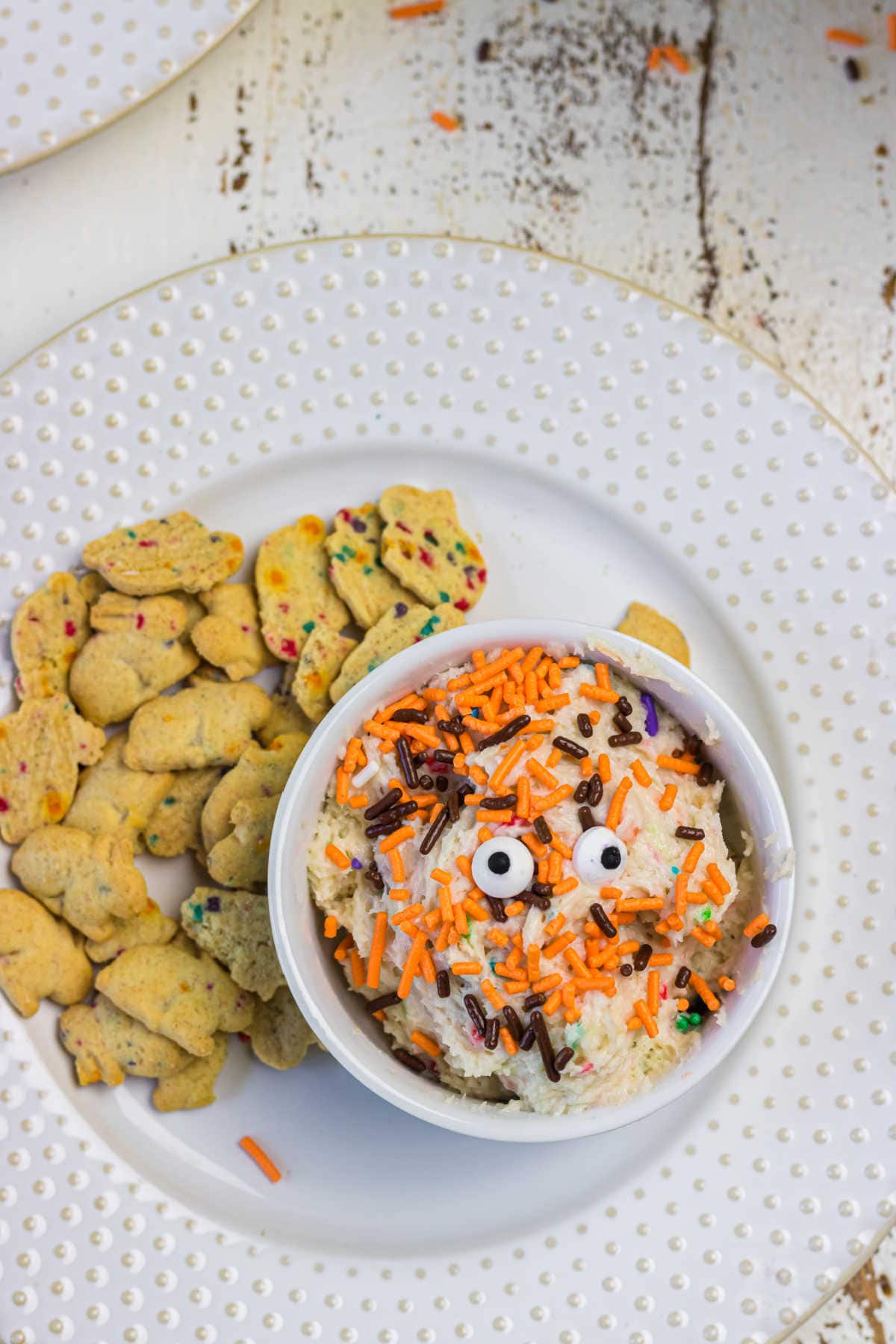 Cake batter dip decorated for Halloween.