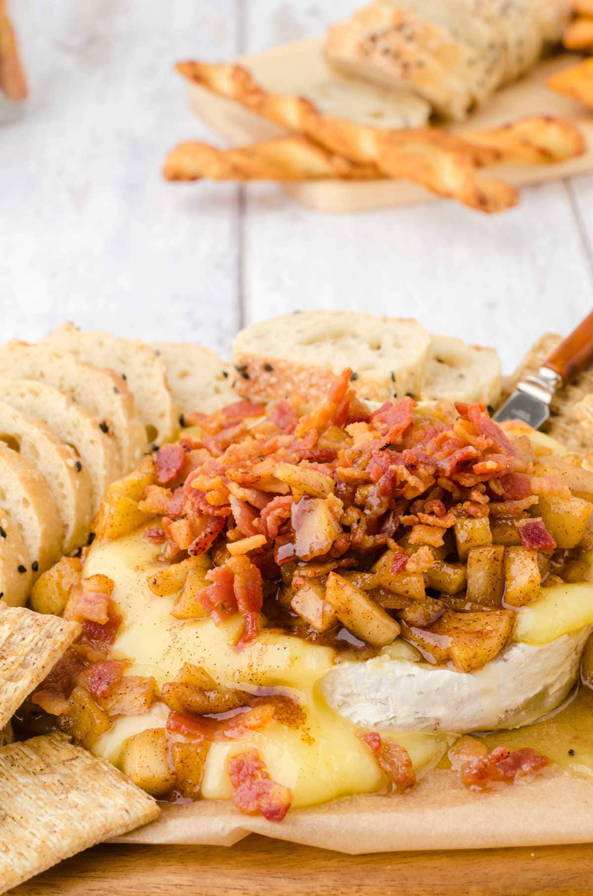 Baked Brie Cheese Appetizer with Apples & Bacon
