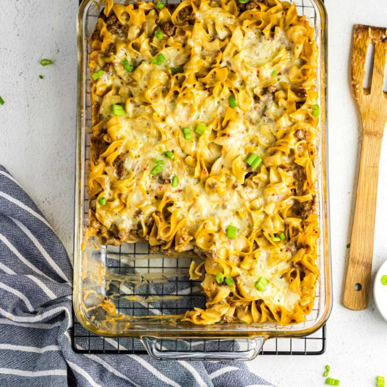 Mom's Creamy Hamburger Noodle Casserole (Easy Recipe) Restless Chipotle
