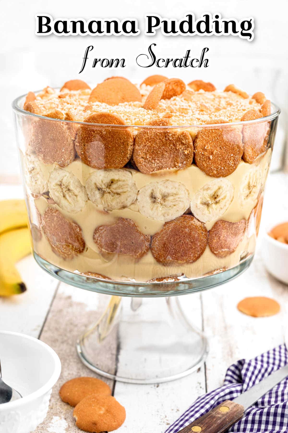 A bowl of banana pudding with title text overlay.