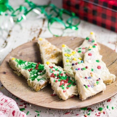 Close up of decorated brownies.