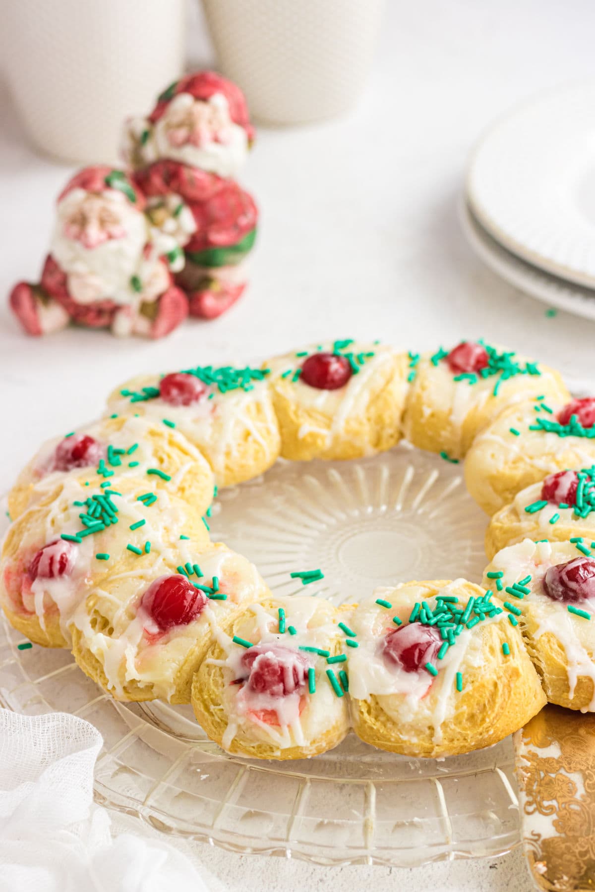 The sweet rolls formed into a wreath.