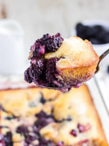 cropped-blackberry-cobbler-42.jpg