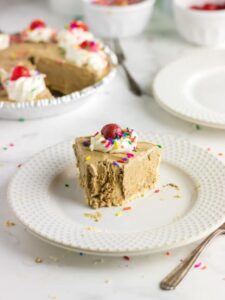 cropped-root-beer-float-pie2-36.jpg