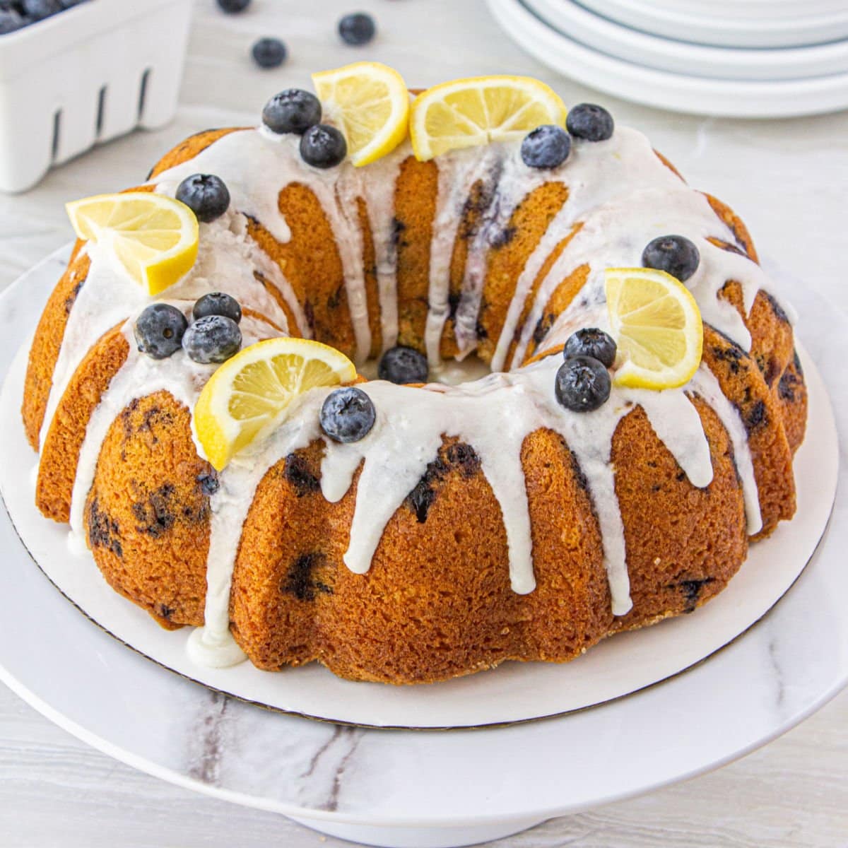 Lemon Bundt Cake - Pies and Tacos