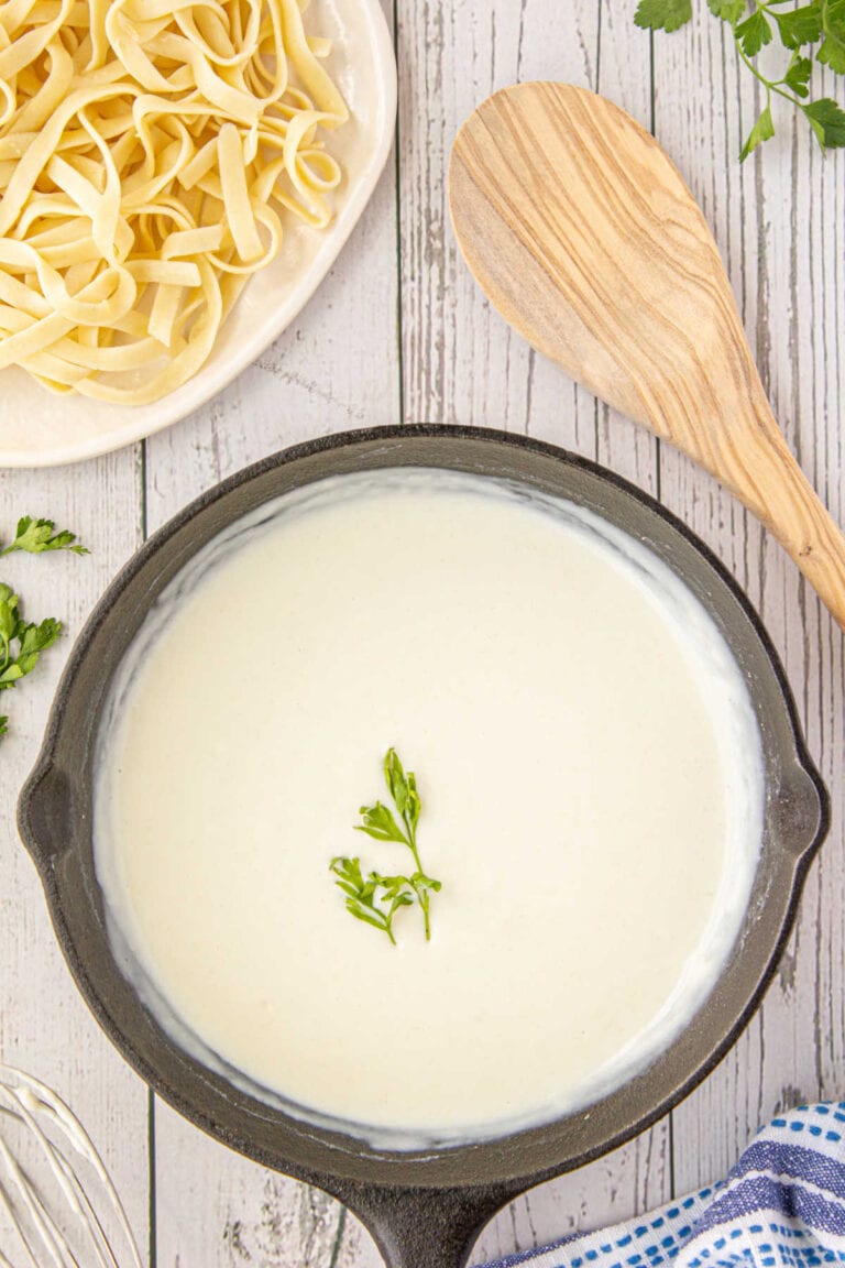 How to Make Cream Sauce with Milk (Basic White Sauce) Restless Chipotle
