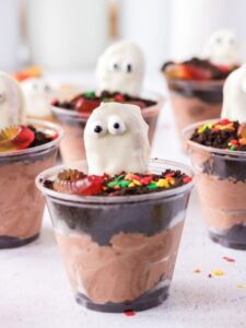 cropped-halloween-dirt-cups-38.jpg