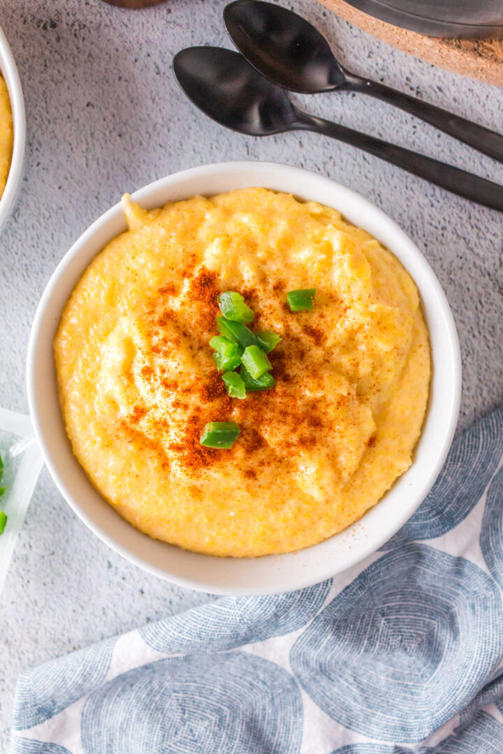 Creamy Jalapeno Cheese Grits - Restless Chipotle