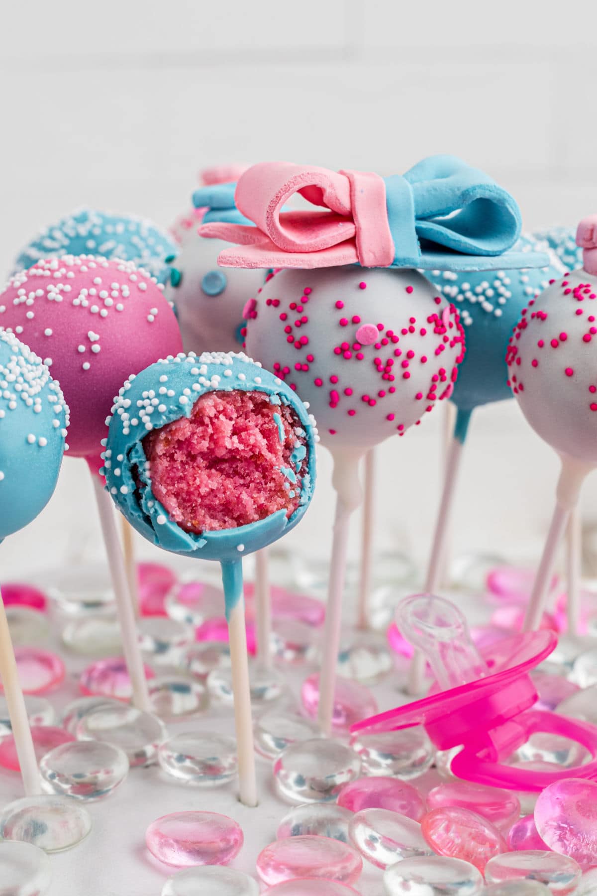 How to Make Gender Reveal Cake Pops For a Baby Shower pic