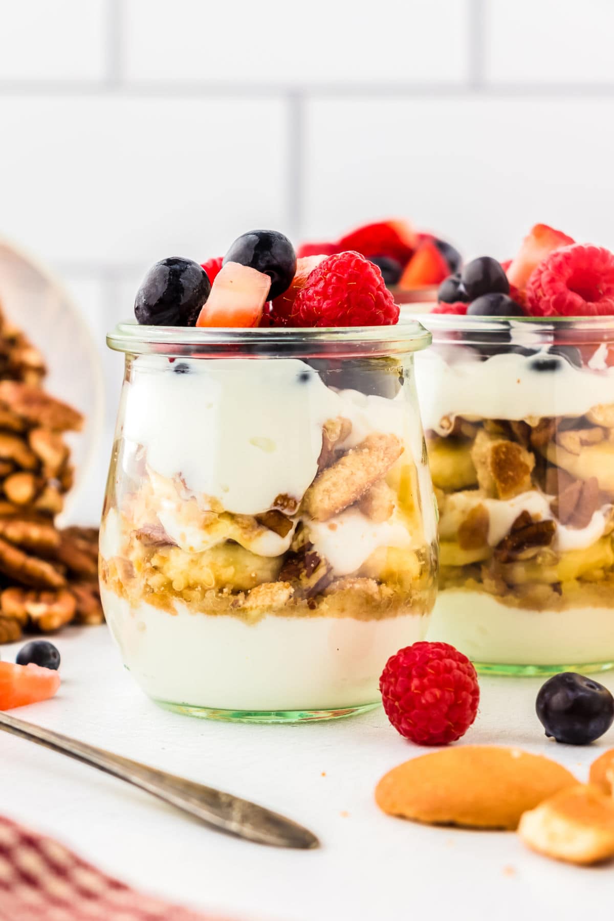 Closeup of yogurt parfaits.