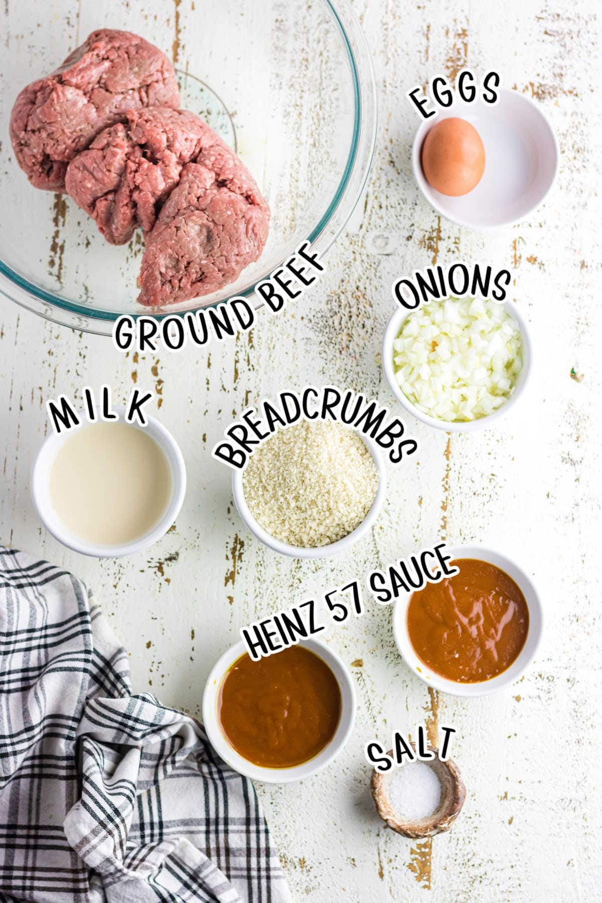 Labeled ingredients for this meatloaf recipe.