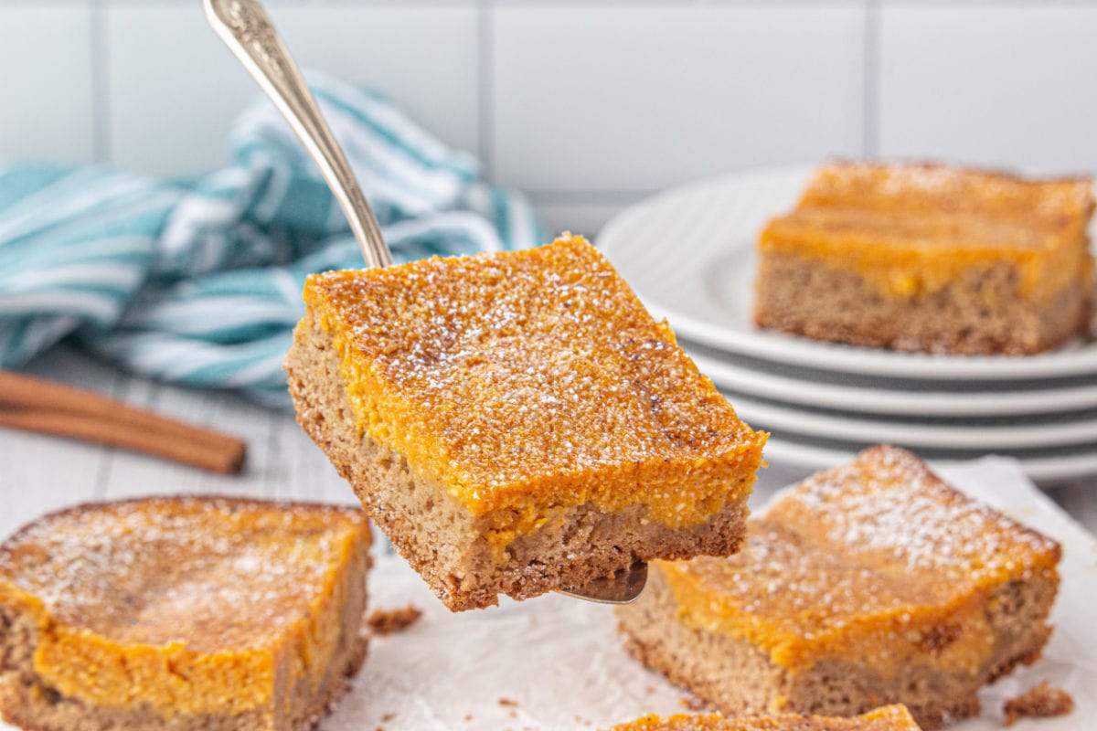 A pumpkin bar being served.