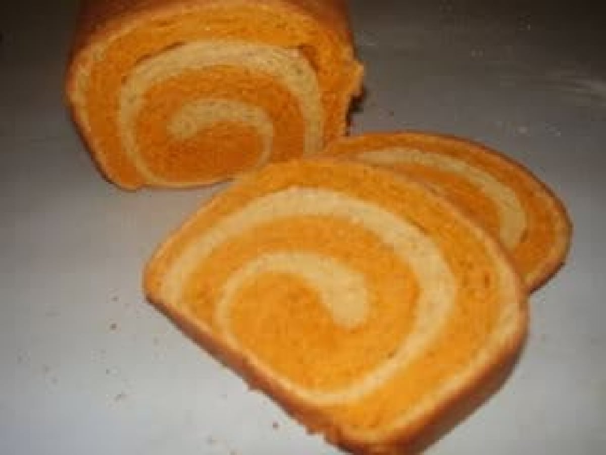 Slices of yeast bread with a swirl of color throughout.