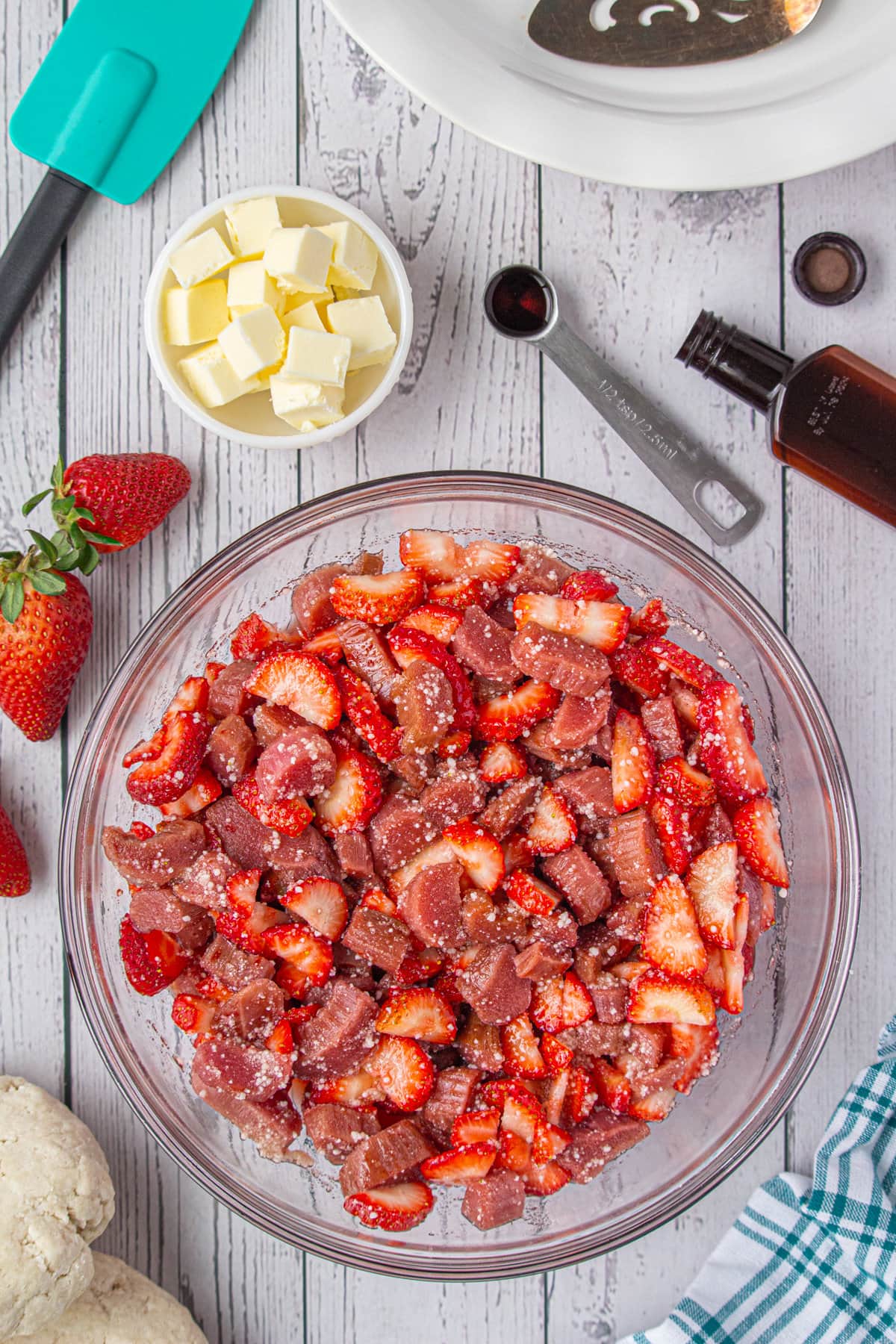 Strawberries and rhubarb mixed with the tapioca.